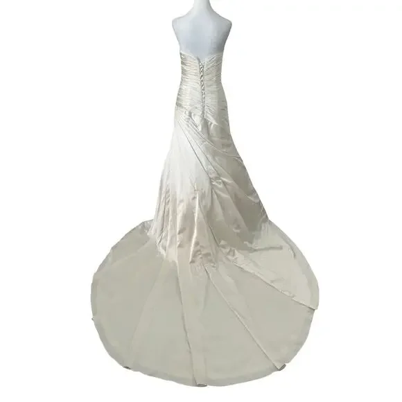 NWOT Maggie Sottero Satin Strapless Corset Fit Flare Wedding Dress Gown 8 10 12 - Picture 4 of 13